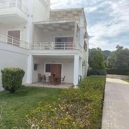 公寓 Ktena Residence-ktena 奈德里